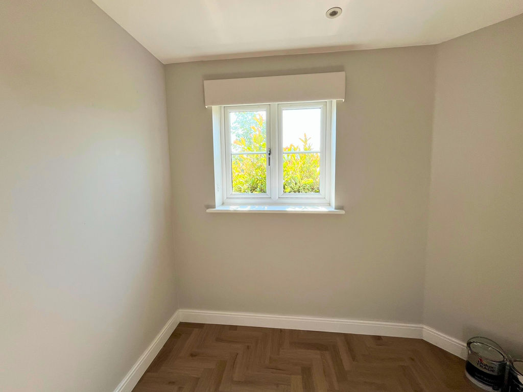 Harrow Drive Headley